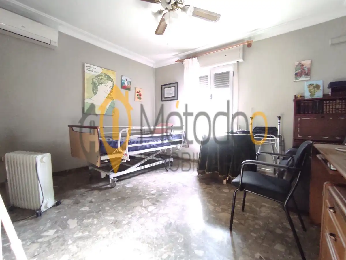 Flat for sale in Sevilla  with Air Conditioner, Terrace and Balcony