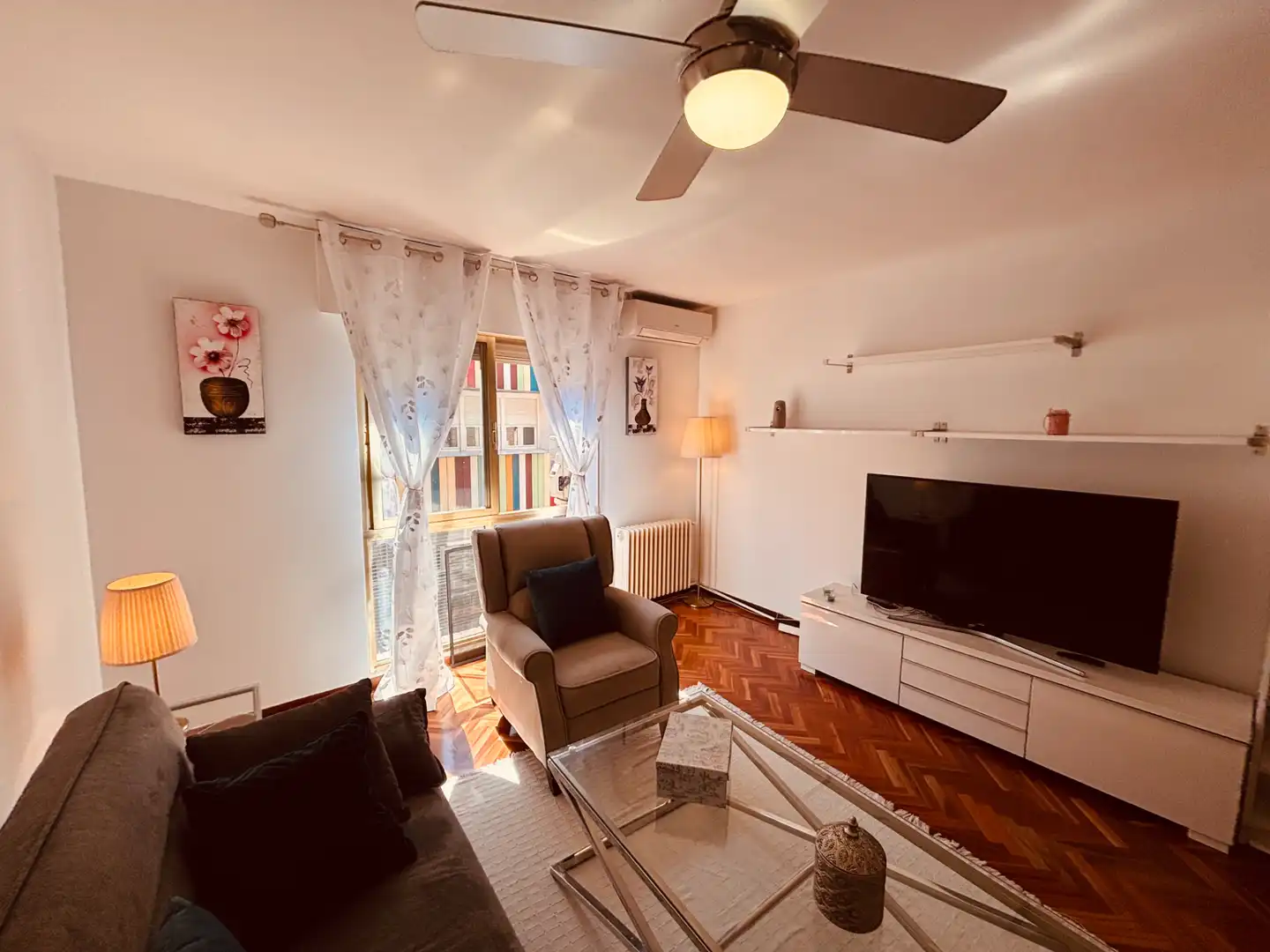 Sala d'estar de Pis en venda en Getafe amb Aire condicionat, Calefacció i Parquet