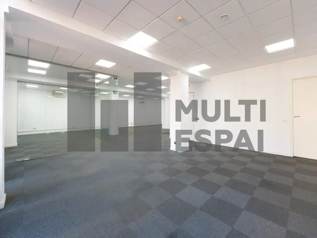 Office space with lift to rent in Carrer de Sepúlveda, imagen 2