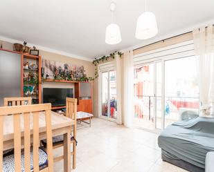 Living room of Flat for sale in Vilanova i la Geltrú  with Air Conditioner and Balcony