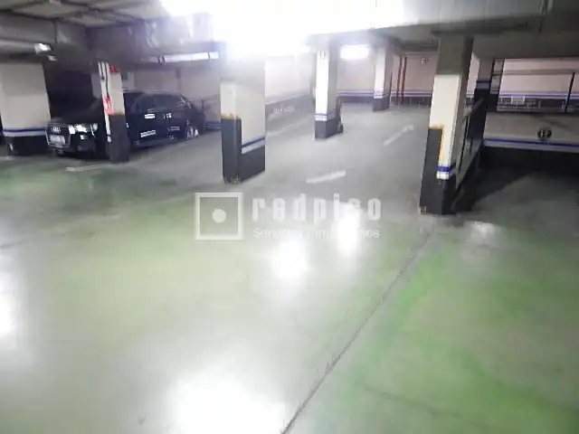 Parking de Garaje en venta en Madrid