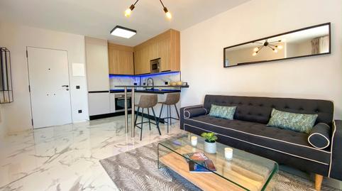 Foto 3 von Einfamilien-Reihenhaus zum Verkauf in Avenida José Luis Carrillo, Atalaya - Isdabe, Estepona