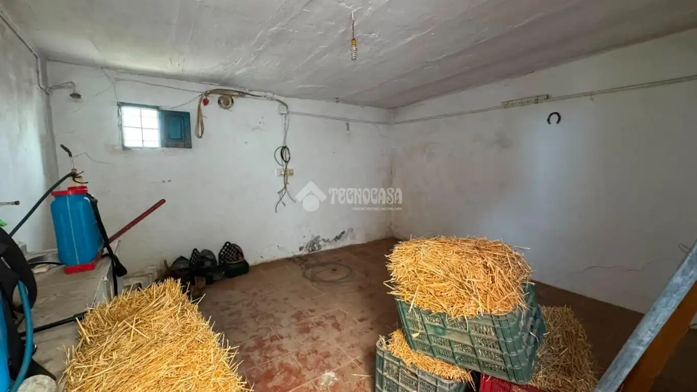 Casa adosada en venta en Rubite con Calefacción y Balcón