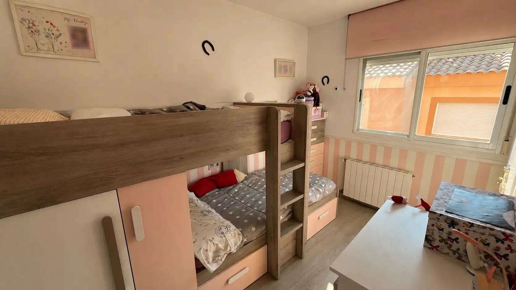 Dormitori de Casa o xalet en venda en Polop amb Aire condicionat, Calefacció i Jardí privat