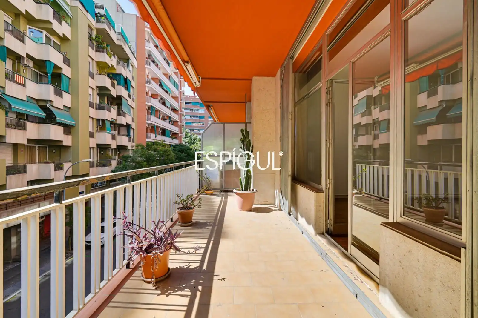 Terraza de Piso en venta en Barcelona con Calefacción, Parquet y Terraza
