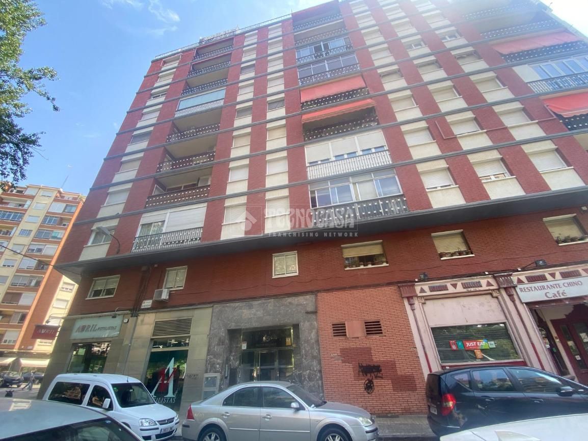 Exterior view of Flat for sale in  Zaragoza Capital  with Heating