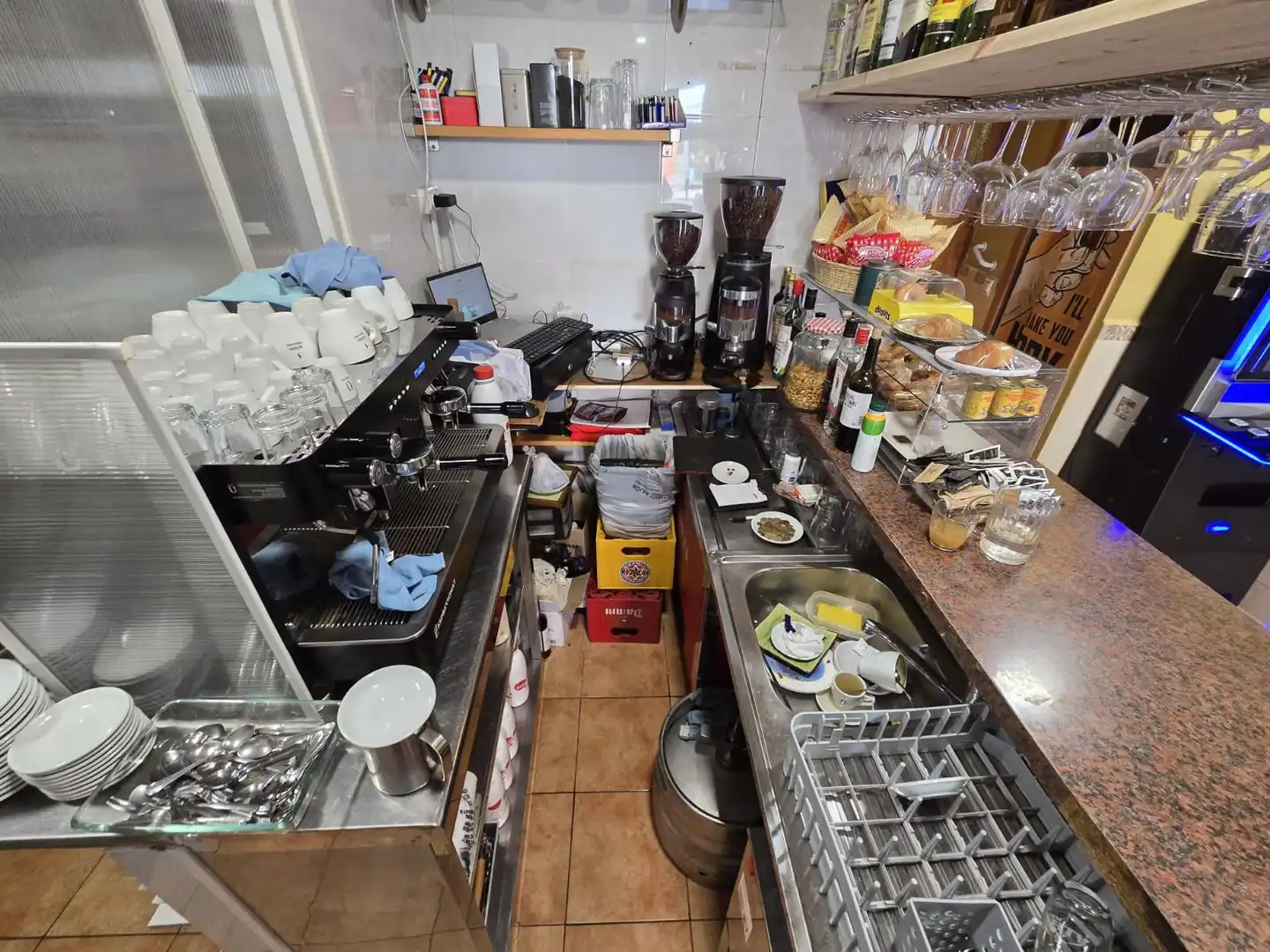 Cocina de Local en traspaso en Barcelona con Aire acondicionado, Amueblado y Internet