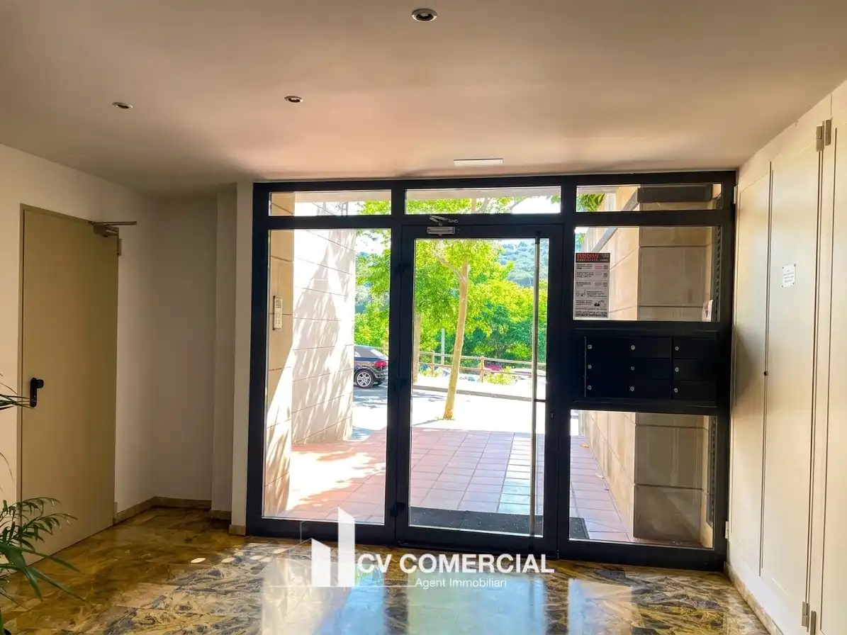 Ático en venta en Tiana con Aire acondicionado, Calefacción y Parquet