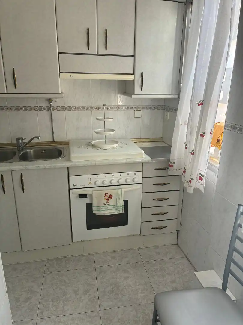 Kitchen of Flat for sale in Aranjuez  with Air Conditioner, Terrace and Storage room