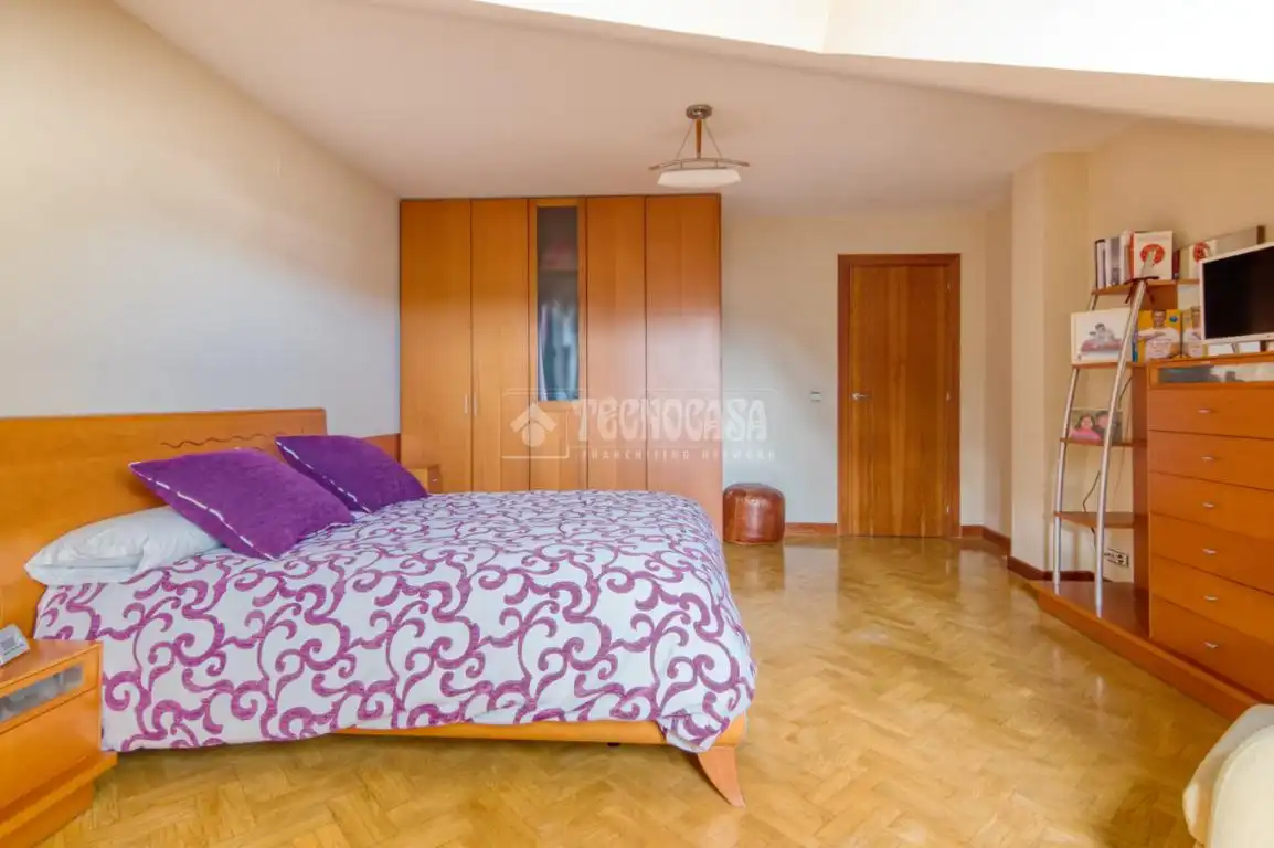 Habitación de Piso en venta en Topas con Terraza