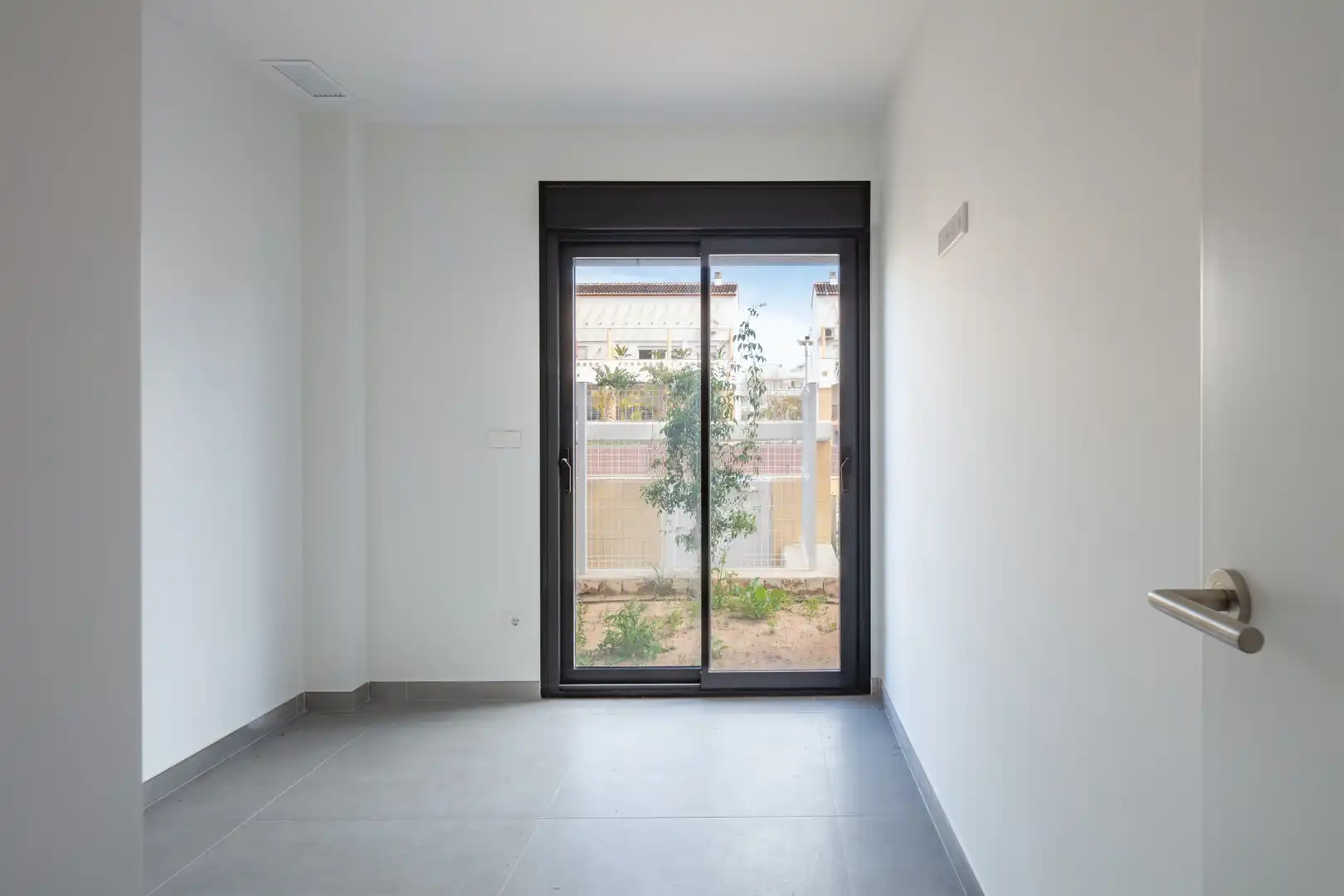 Mini appartamento con piscina in vendita a Montañar - El Arenal, imagen 14