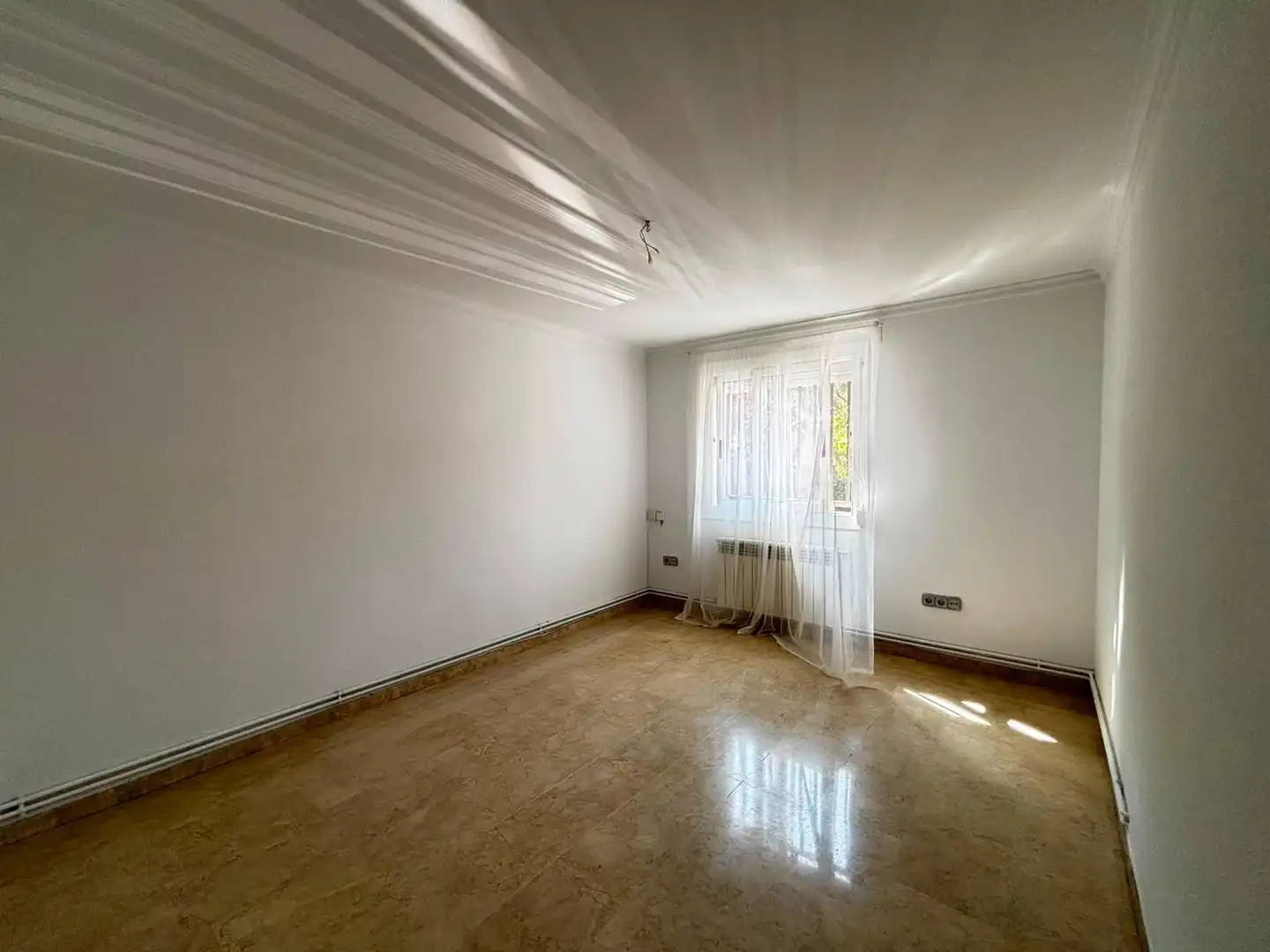 Habitación de Piso en venta en Sabadell con Calefacción