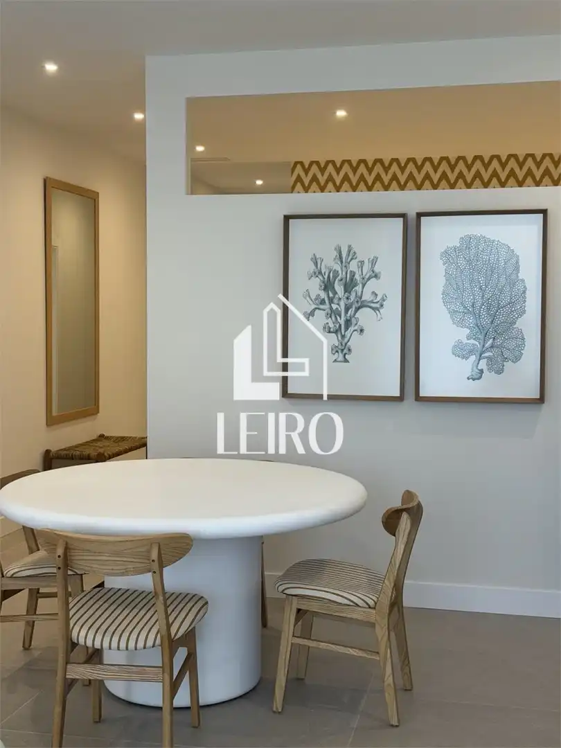 Sala d'estar de Apartament en venda en Vilagarcía de Arousa amb Calefacció, Terrassa i Moblat