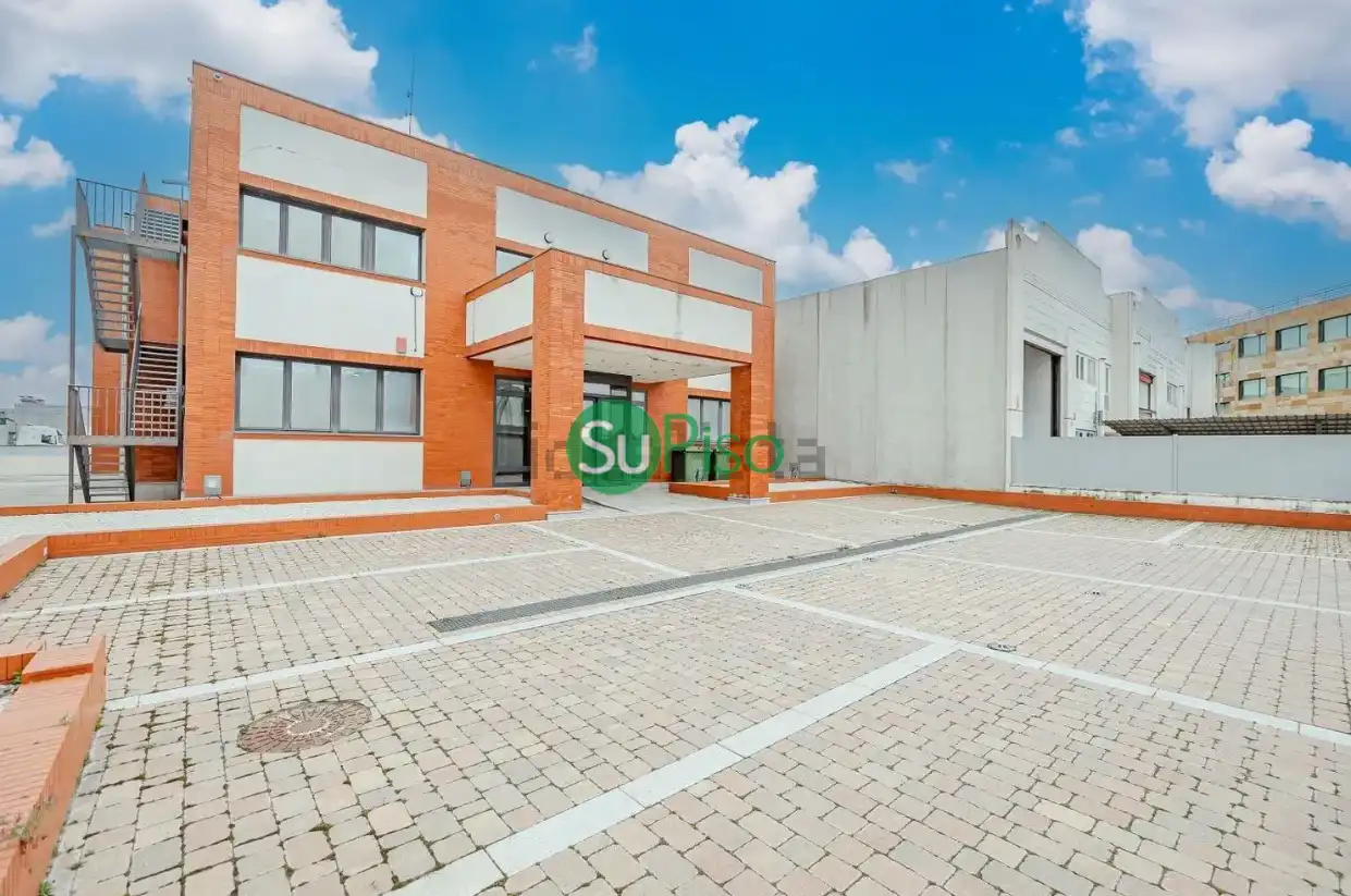 Locale commerciale in vendita a Calle Holanda 5, imagen 2