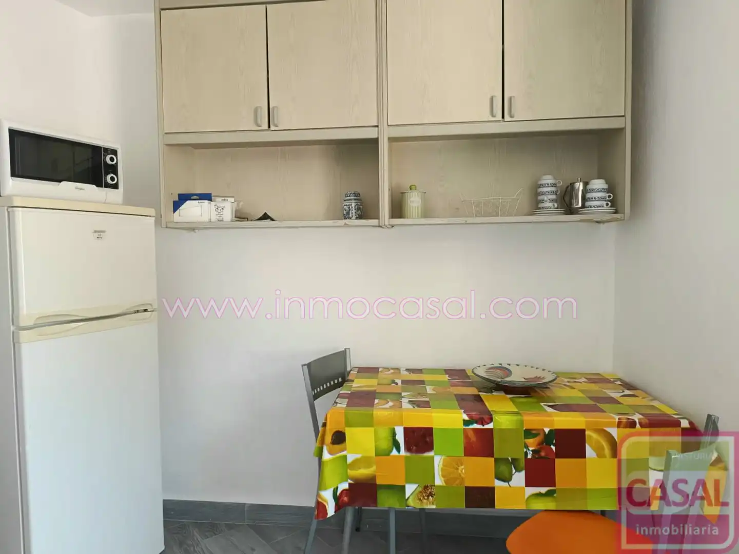 Küche von Wohnung zur Miete in Aller mit Heizung und Möbliert