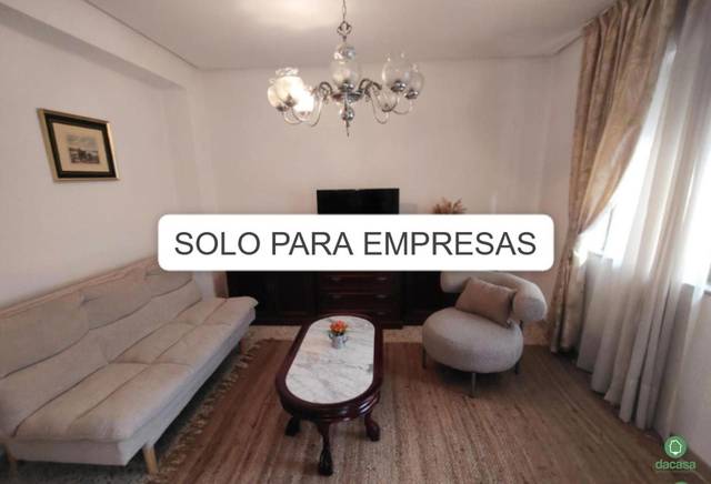 Piso en Alquiler en Amado de Lázaro en Centro