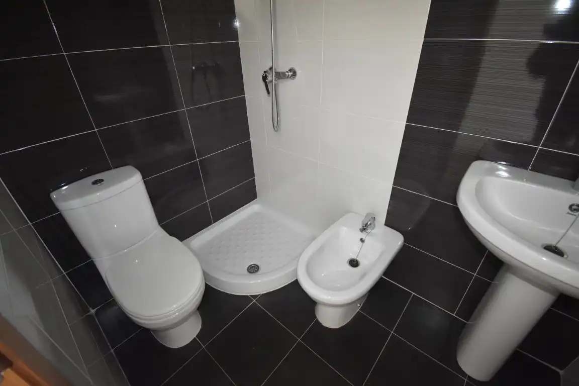 Badezimmer von Wohnung zum Verkauf in Real mit Terrasse und Balkon