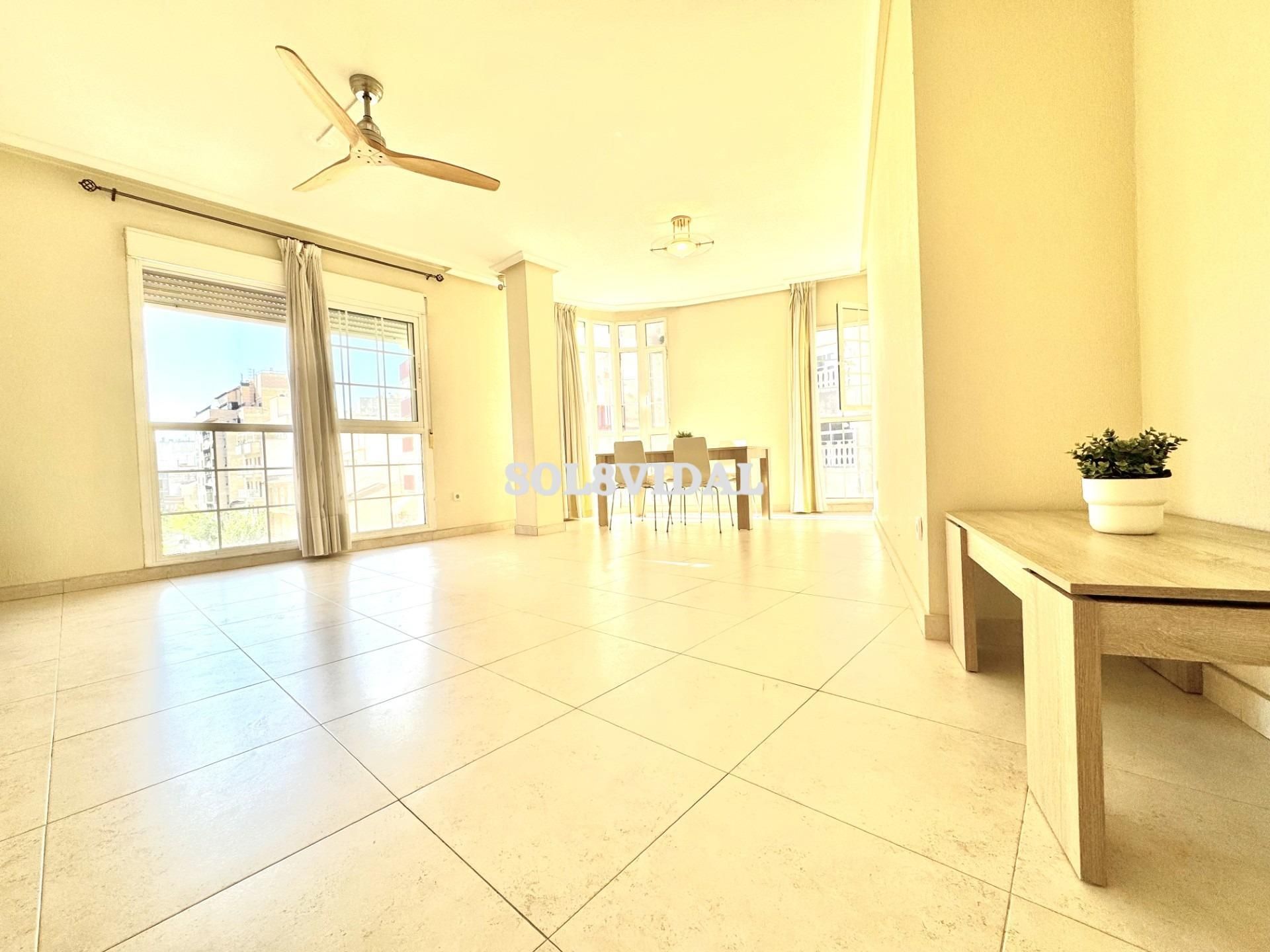 Dining room of Flat for sale in Orihuela  with Air Conditioner, Heating and Storage room