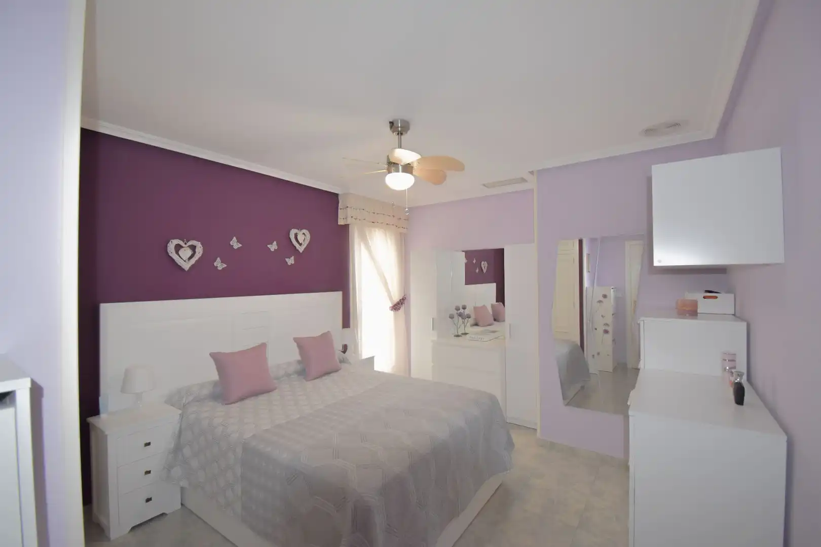 Habitación de Apartamento de alquiler en Santa Pola con Aire acondicionado, Calefacción y Terraza