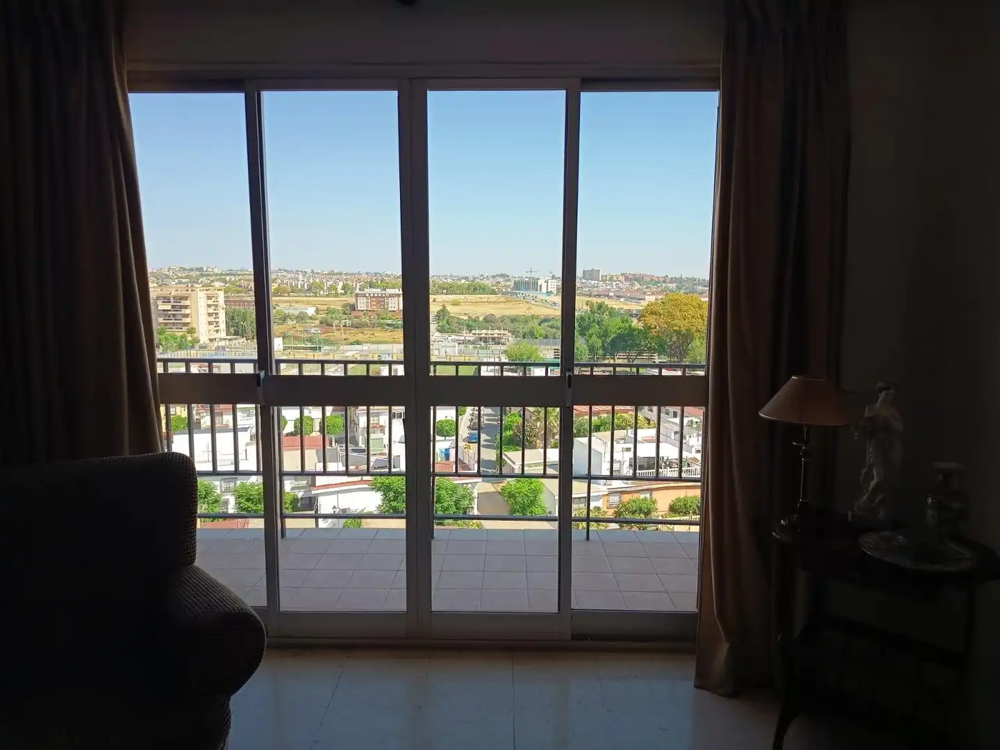 Terrasse von Wohnungen zum Verkauf in San Juan de Aznalfarache mit Klimaanlage und Balkon