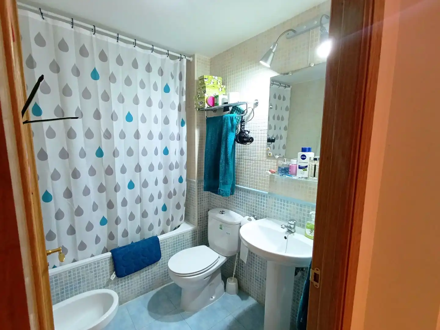 Baño de Piso en venta en Castejón de Sos con Calefacción, Terraza y Trastero