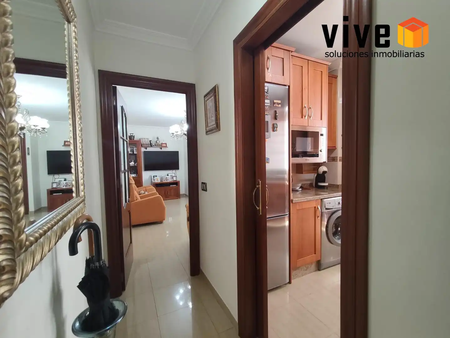 Kitchen of Flat for sale in Sevilla  with Air Conditioner