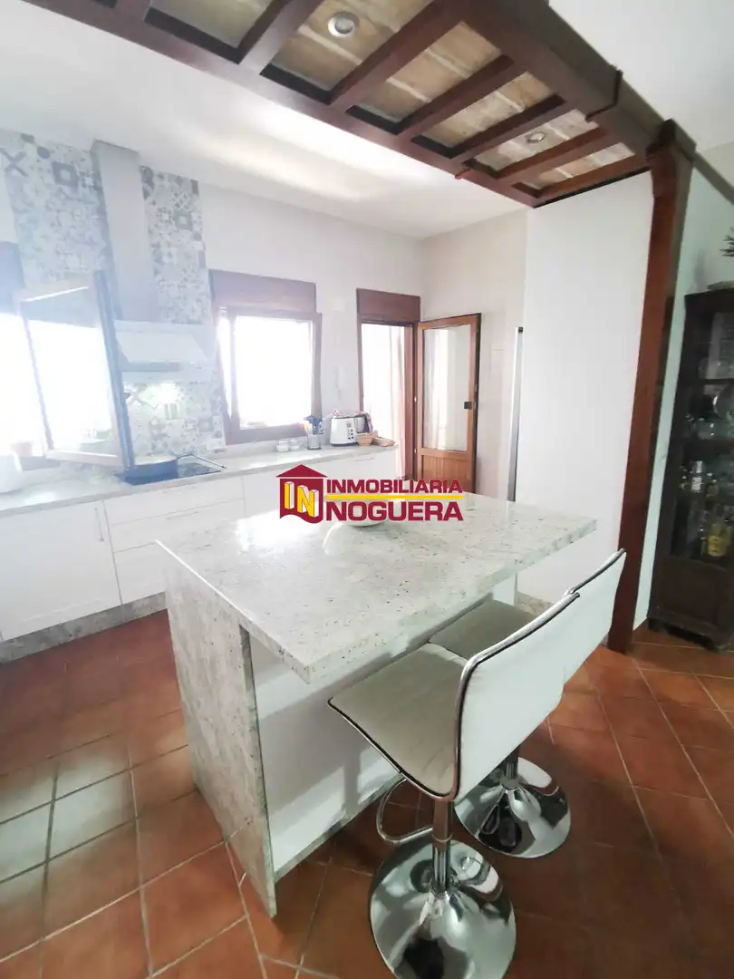 Cuina de Casa o xalet en venda en Écija amb Aire condicionat, Terrassa i Traster
