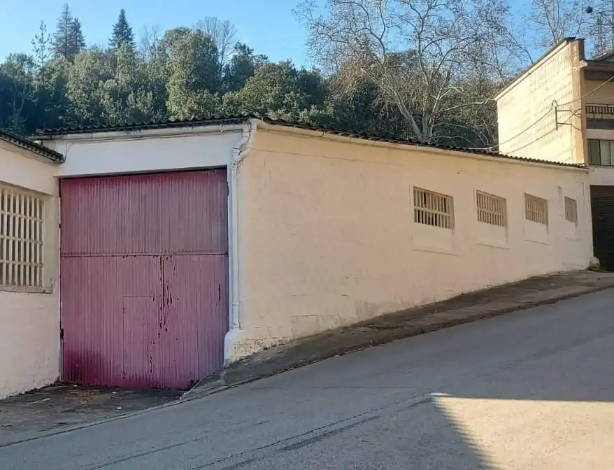 Industrial building to rent in Arbúcies