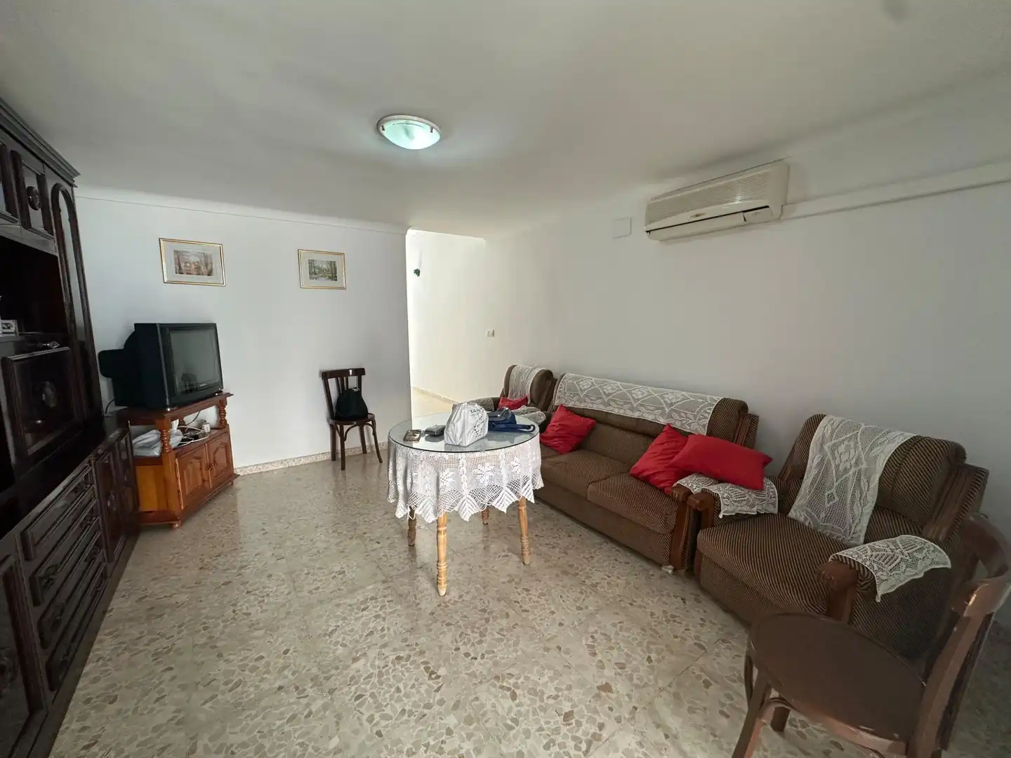 Sala d'estar de Casa o xalet en venda en Marchena