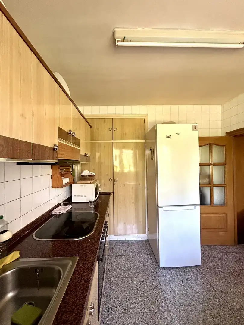 Cocina de Casa o chalet en venta en Villadangos del Páramo con Calefacción, Terraza y Piscina