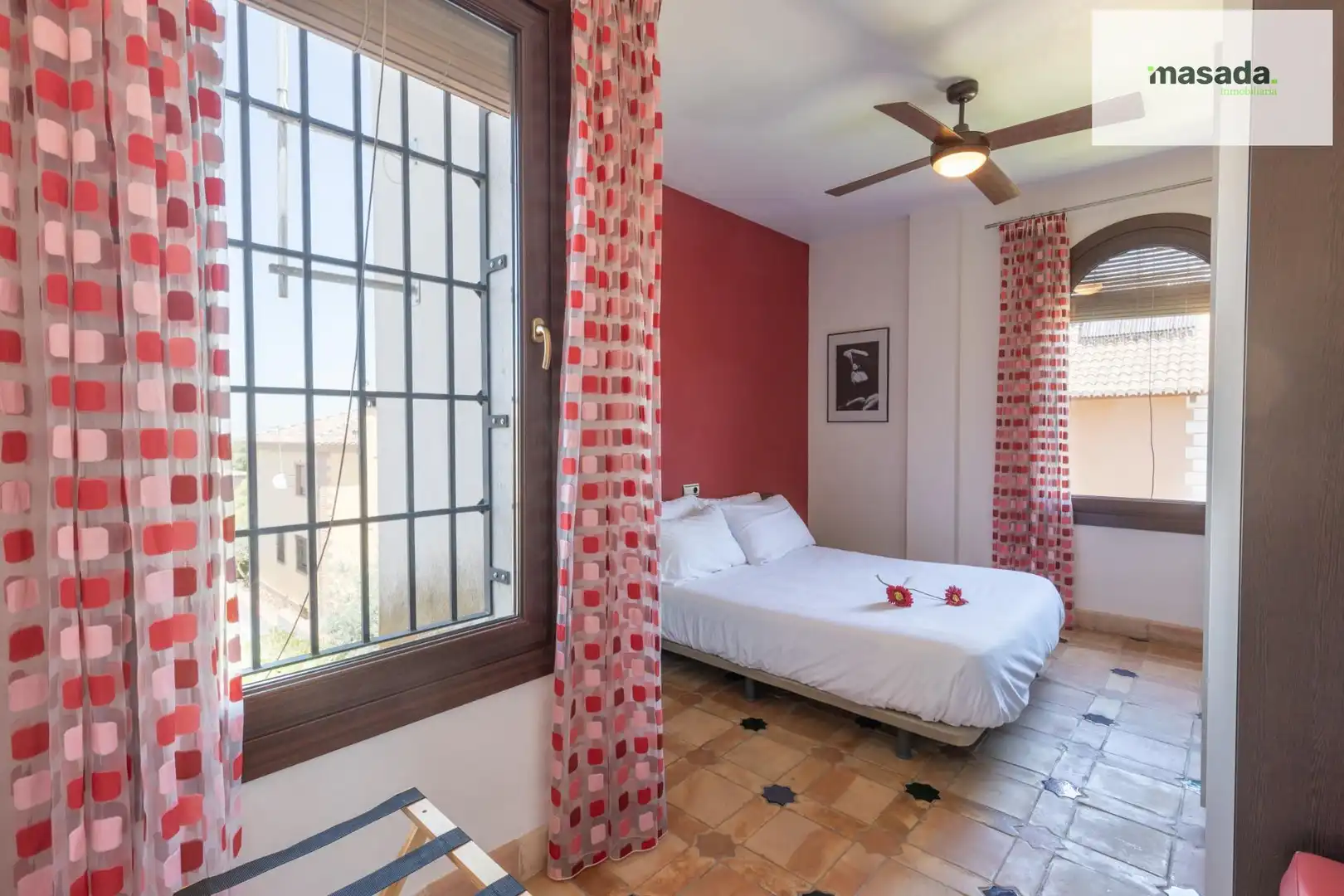 Habitación de Casa o chalet en venta en Vegas del Genil con Jardín privado, Piscina y Alarma