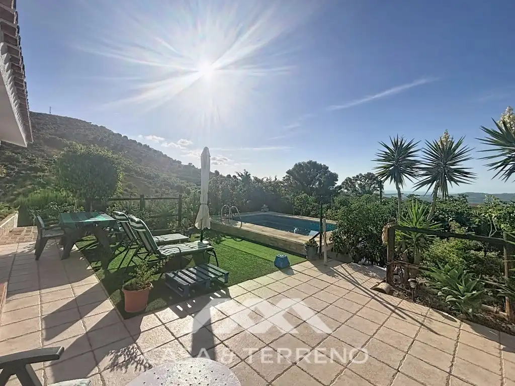 Jardín de Casa o chalet en venta en Vélez-Málaga ciudad