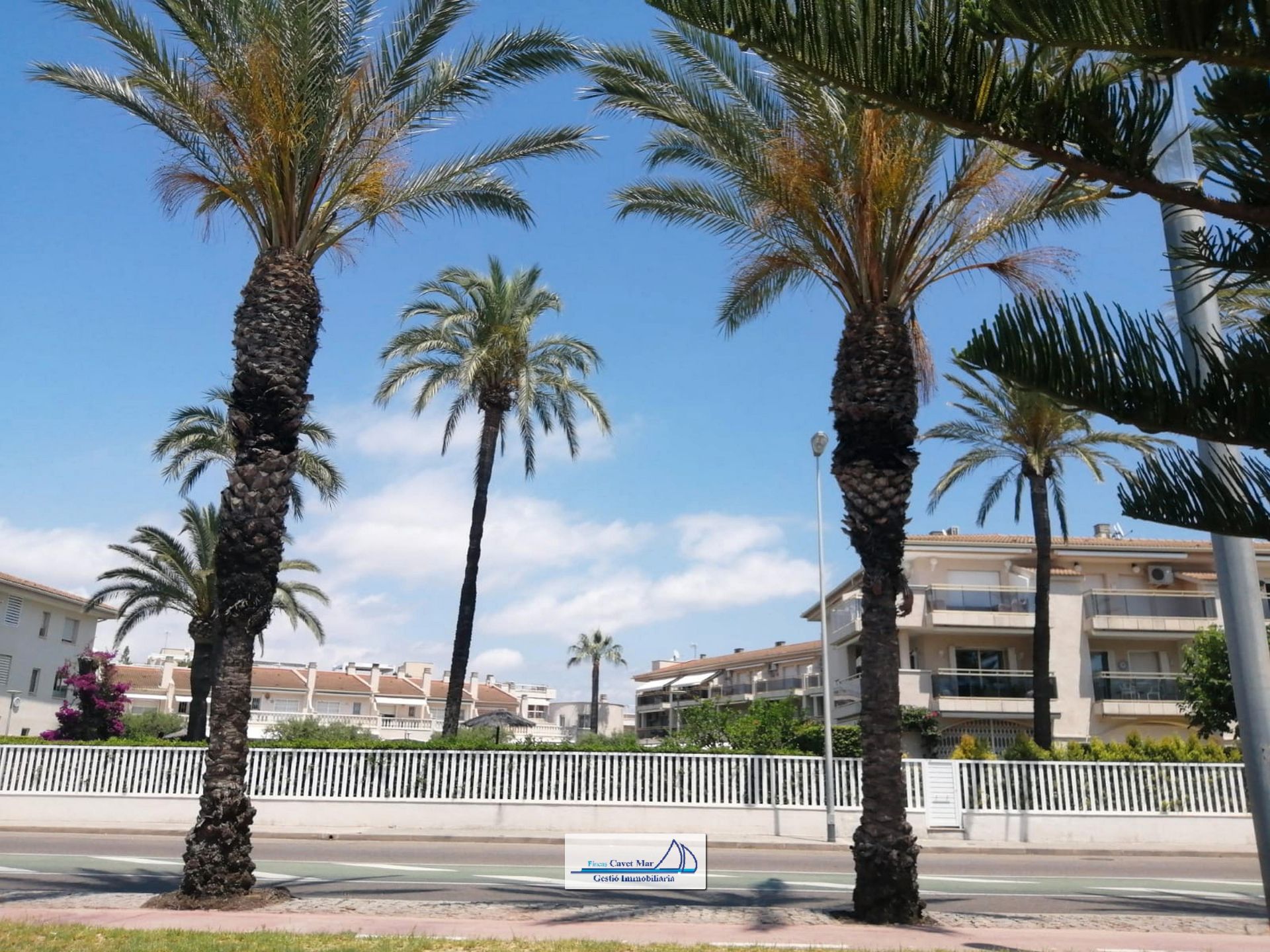 Vista exterior de Apartament en venda en Cambrils amb Aire condicionat, Calefacció i Terrassa