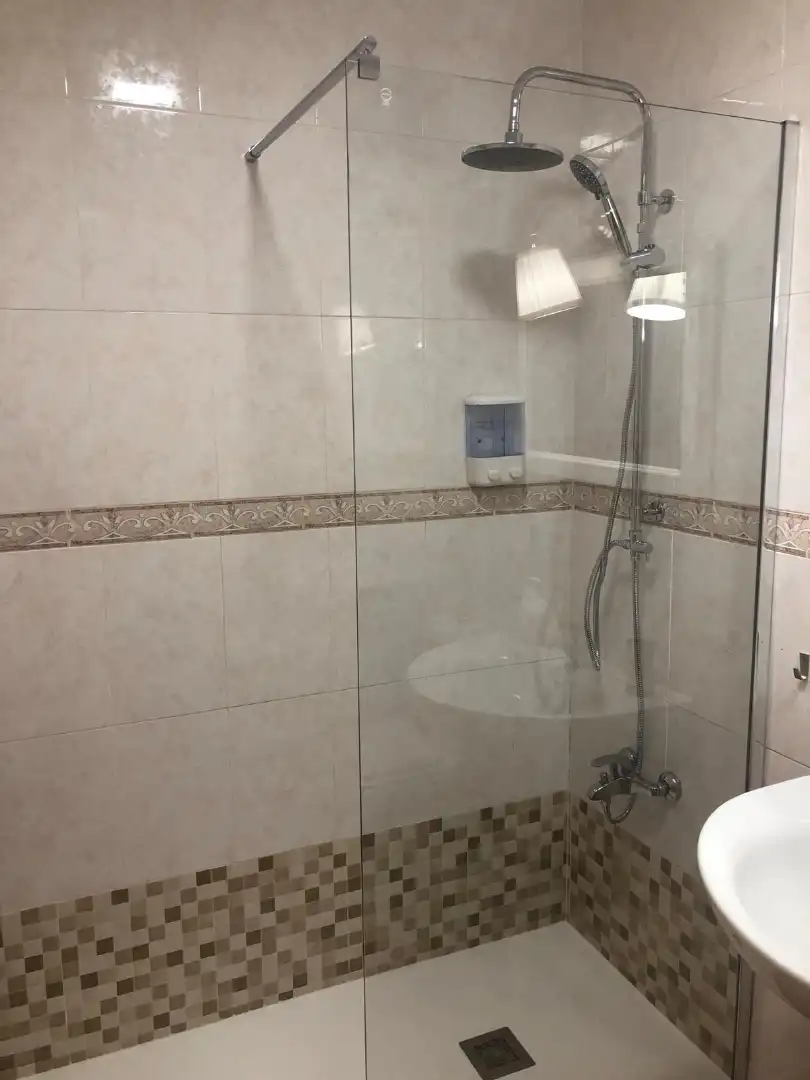 Bathroom of Apartments for rent in Chiclana de la Frontera  with Terrace, Furnished and Oven