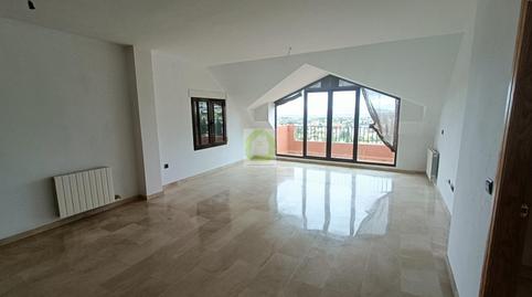 Foto 3 de Àtic en venda a Barrio de la Vega, Monachil