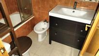 Bathroom of Flat for sale in Palencia Capital  with Heating, Storage room and Balcony