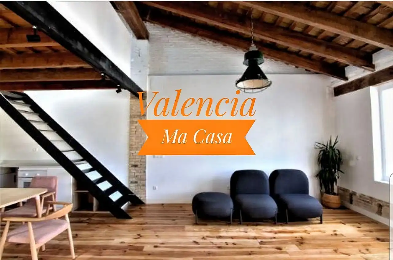 Attic for rent in Gran Via