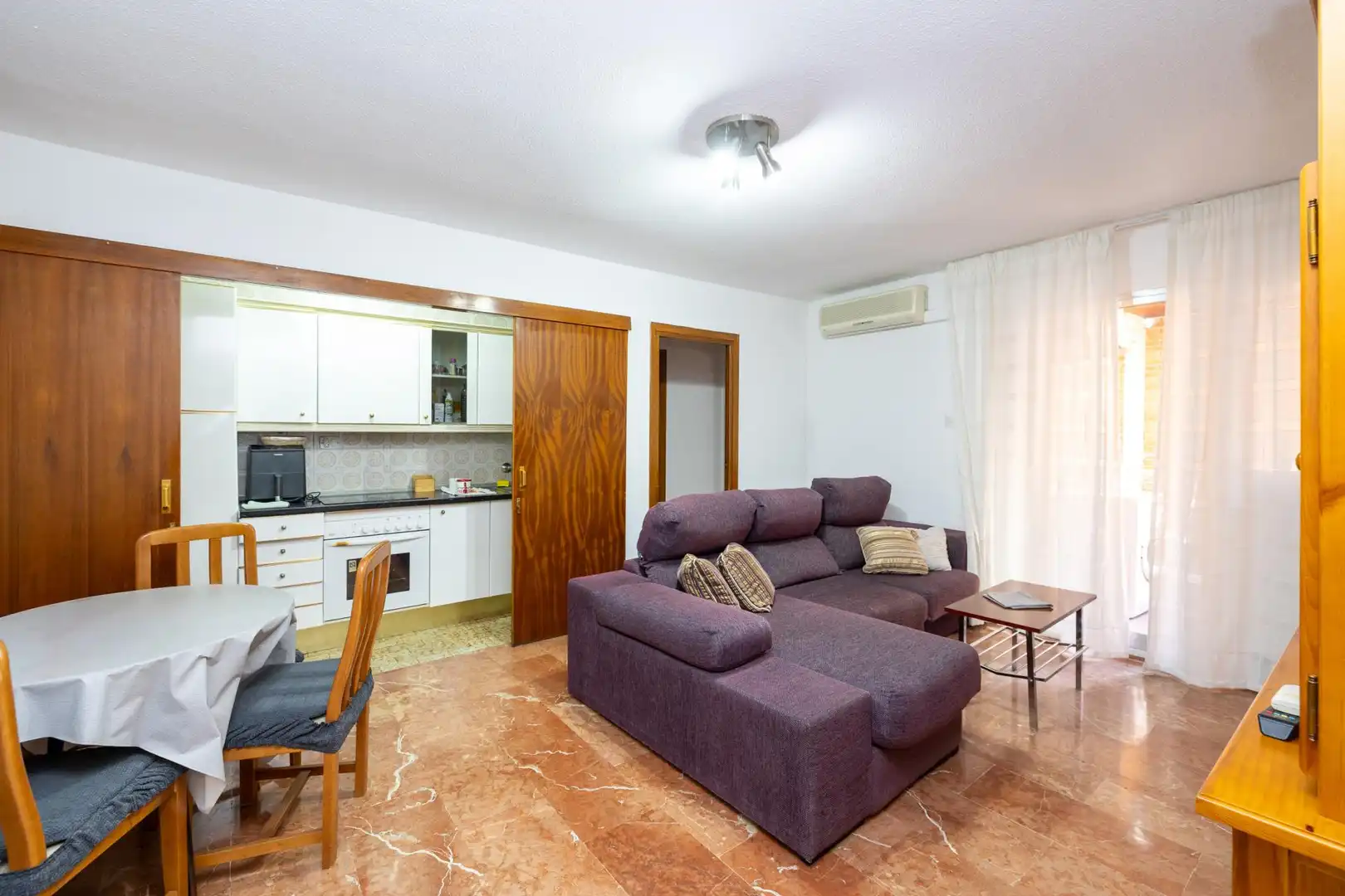 Flat with lift for sale in Calle Pedro Antonio de Alarcón 35