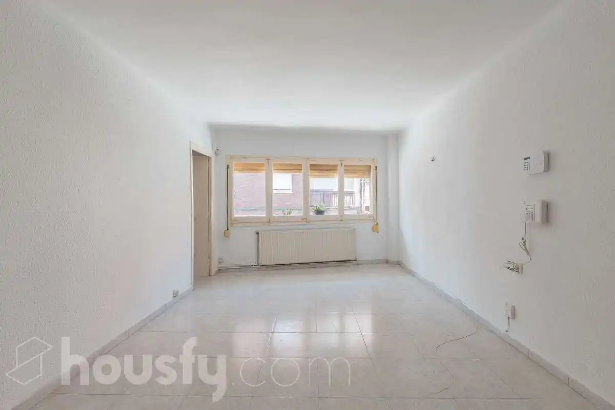 Living room of Flat for sale in Barcelona