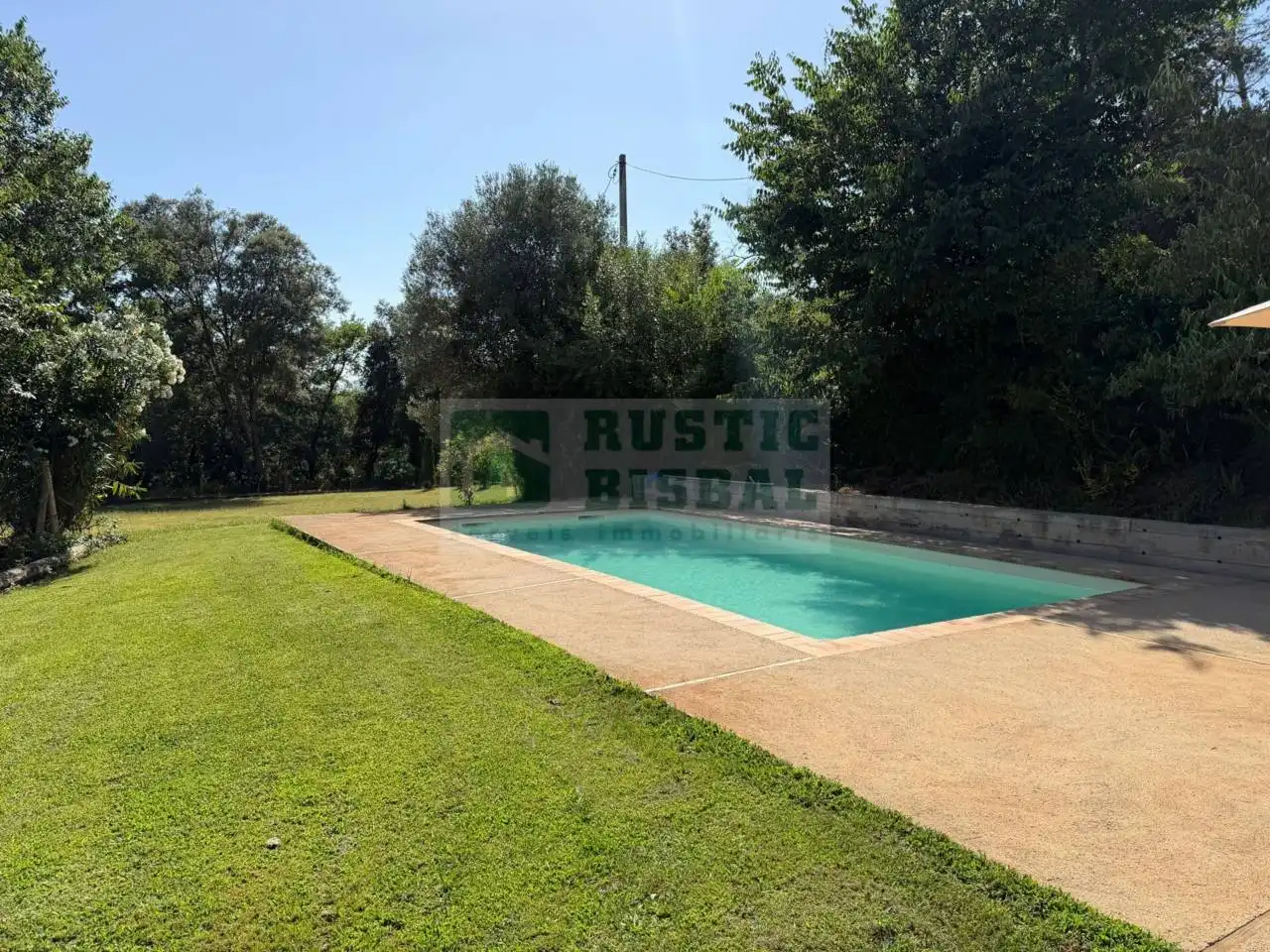 Piscina de Finca rústica de alquiler en Vilademuls con Aire acondicionado, Calefacción y Jardín privado