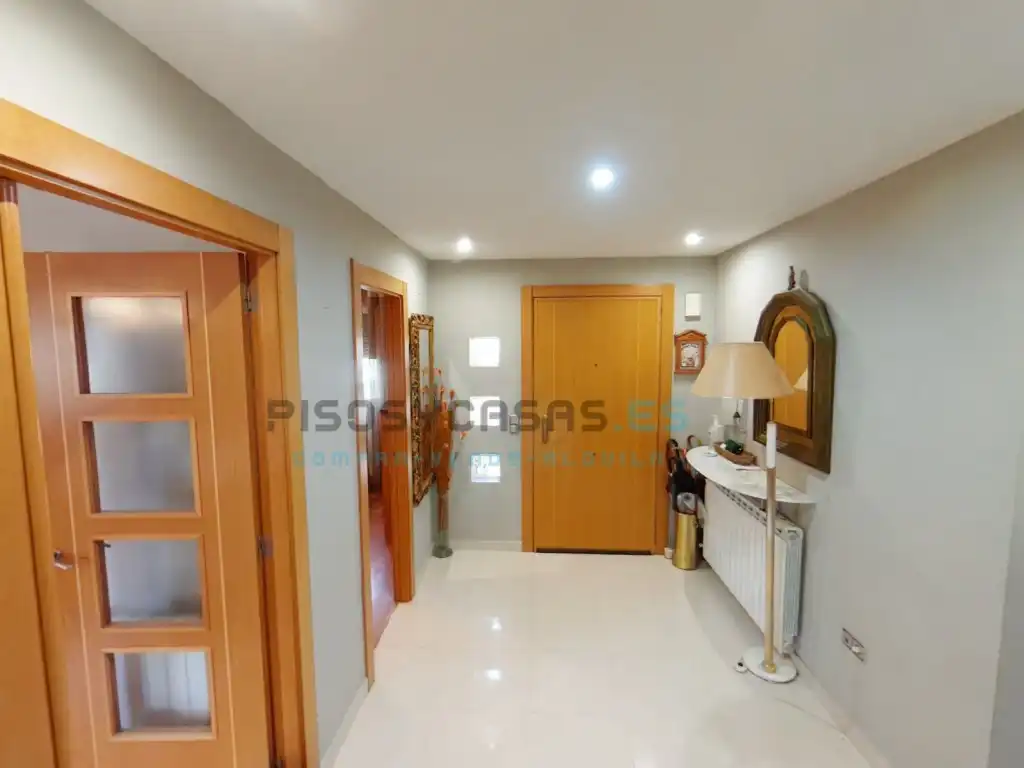 Houses for sale in San Mateo de Gállego  with Air Conditioner, Private garden and Terrace