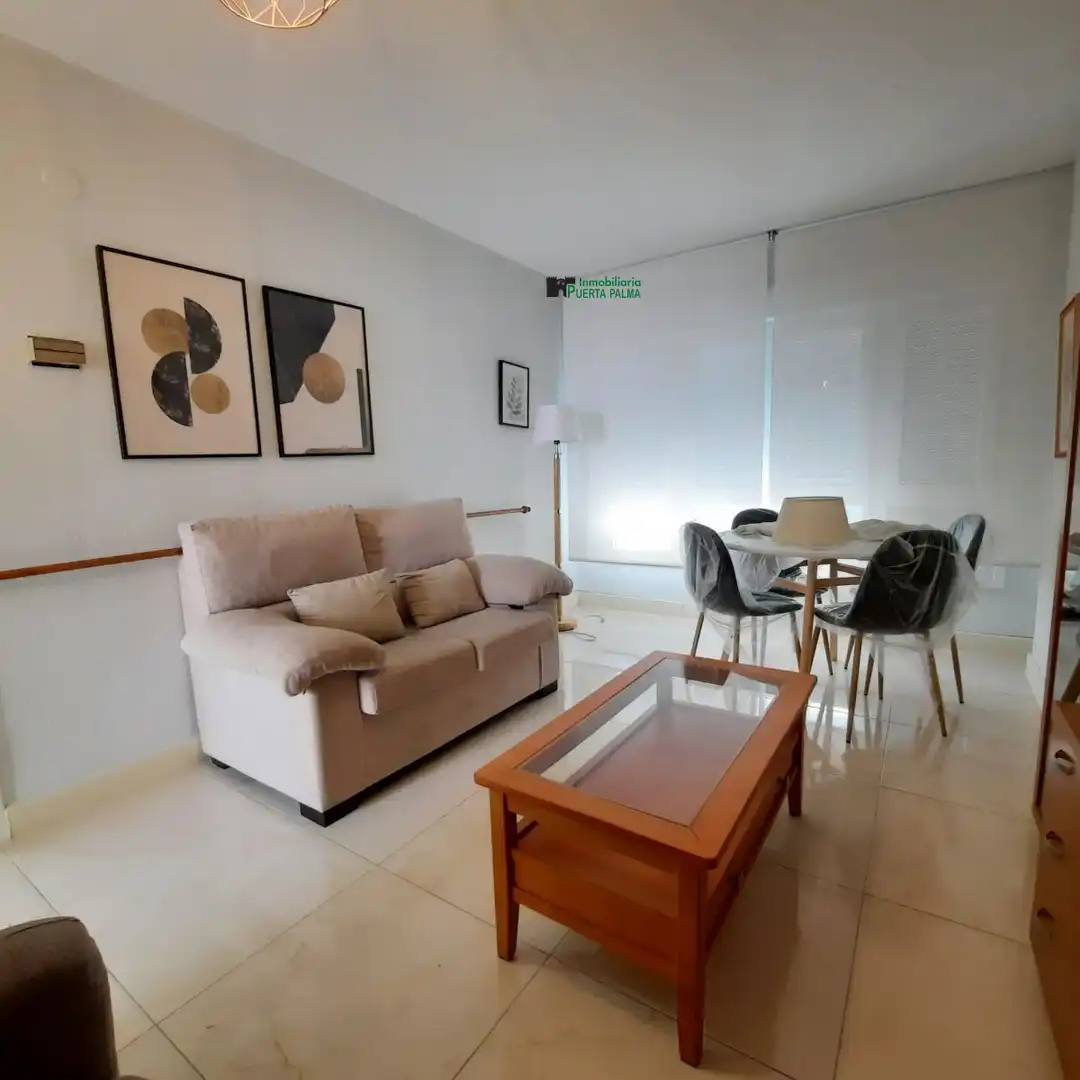 Sala de estar de Apartamento de alquiler en Badajoz con Aire acondicionado y Amueblado