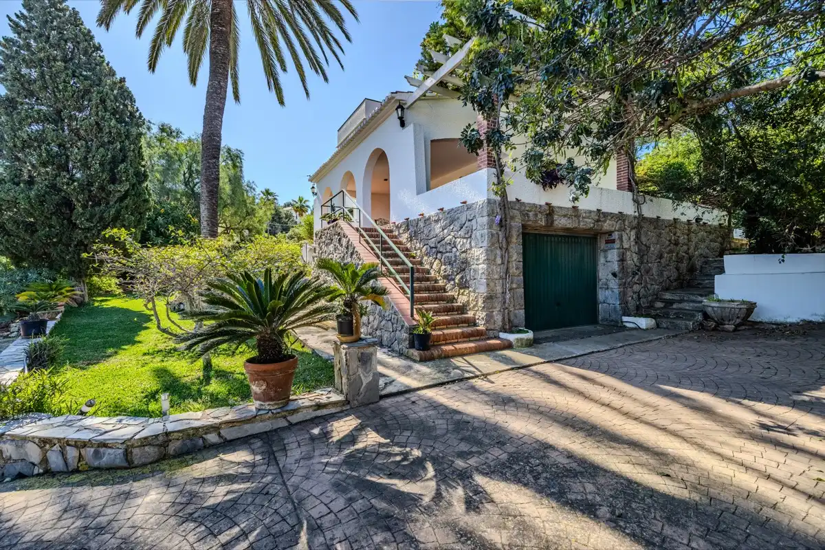 Detached house with garden for sale in Las Rotas / Les Rotes, imagen 9