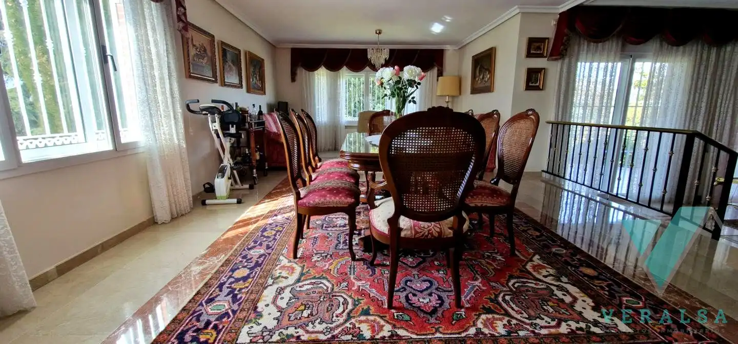 Casa o xalet en venda a Del Bonsái, Prado Norte