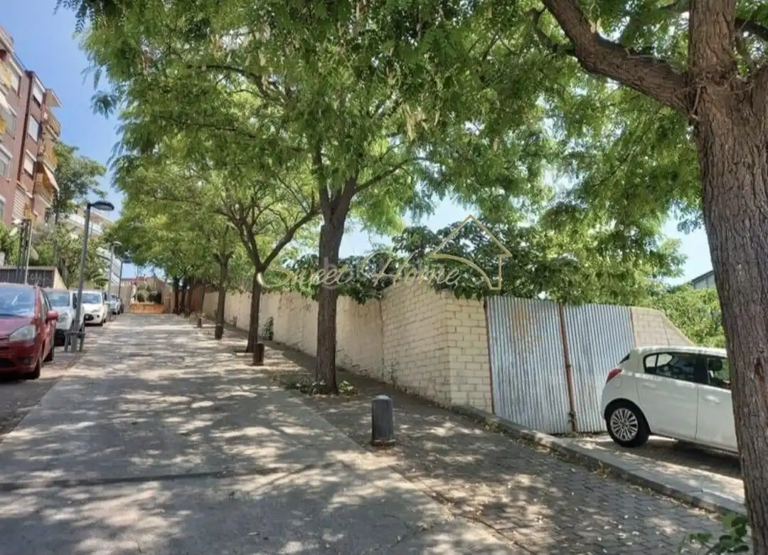 Außenansicht von Residential zum Verkauf in Santa Coloma de Gramenet
