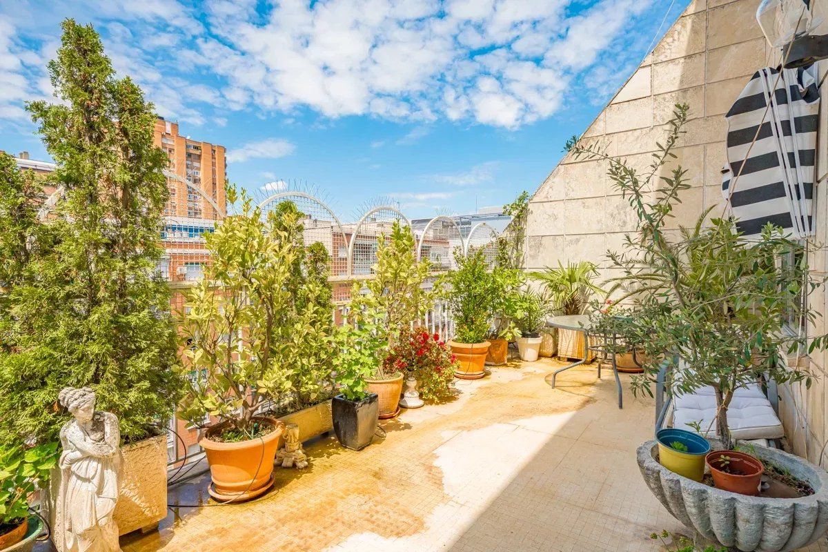 Terrassa de Pis en venda en  Madrid Capital amb Aire condicionat, Calefacció i Internet