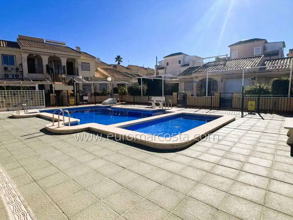 Casa pareada con piscina en venta en Carrer el Moll, imagen 35