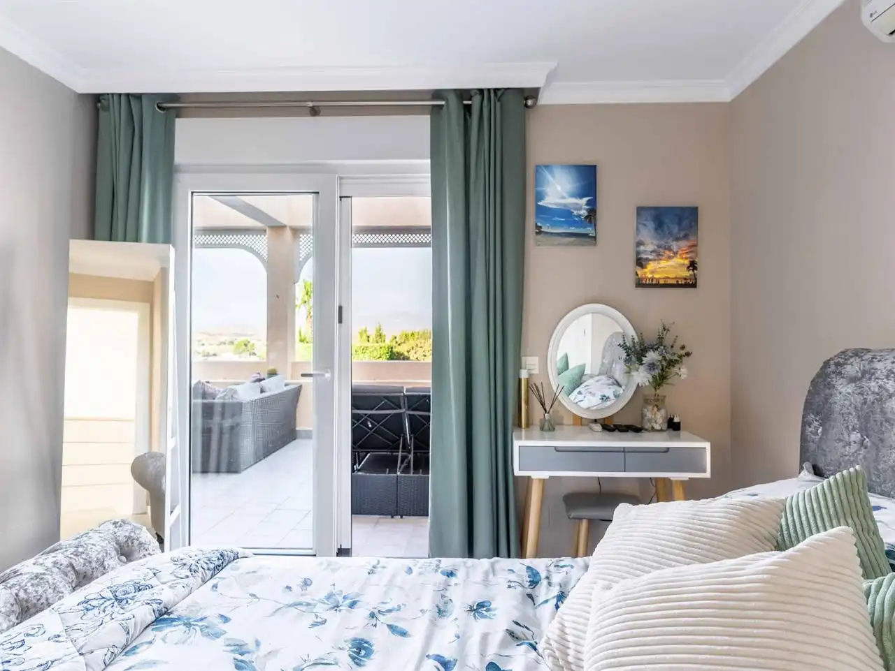 Bedroom of Houses for sale in Garrucha  with Heating, Private garden and Storage room