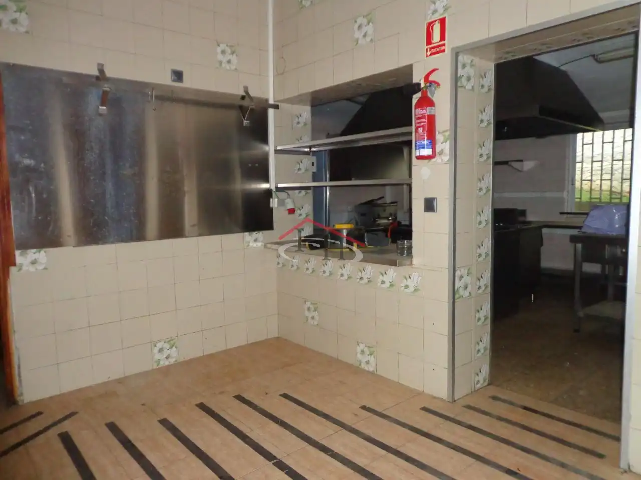 Kitchen of Commercial properties for sale in Sariegos  with Furnished