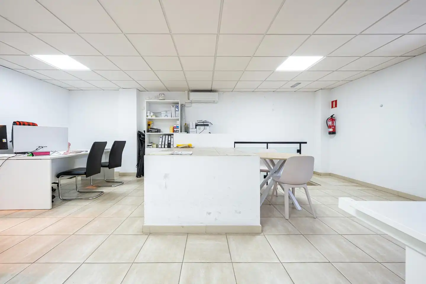 Industrial building to rent in Calle de los Peregrinos 33, imagen 11